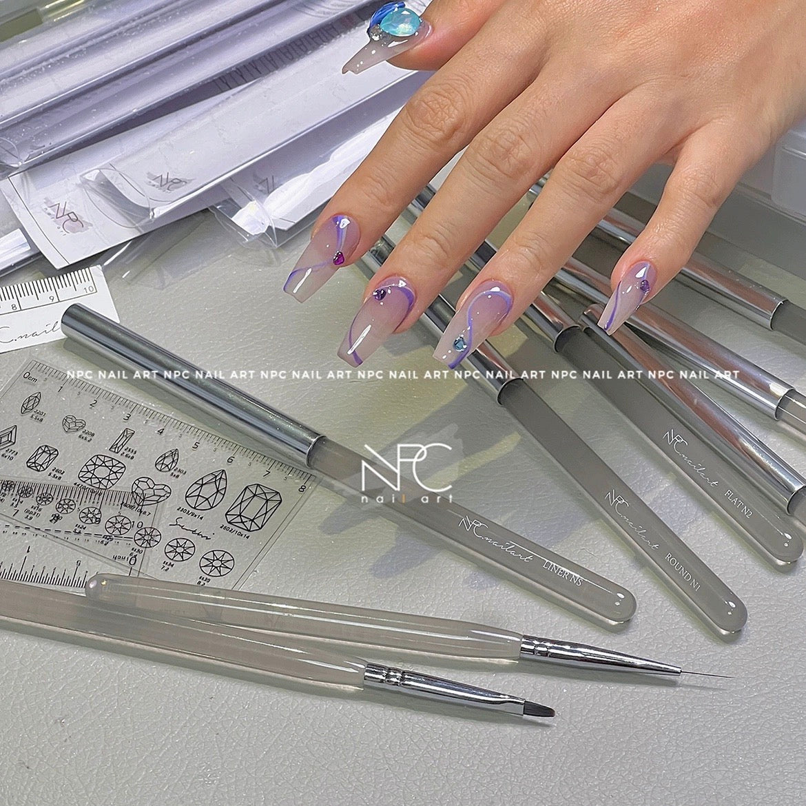 【High Quality】Nail Art Pen and Brush 1