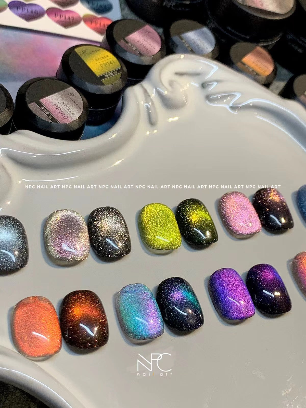 【High Quality】Color-changing Cat eye Nail Polish 3